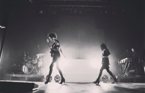 whole-lies-and-half-smiles:ifuckinglovestvincent:×This is a great fucking shot of two great fucking ladies