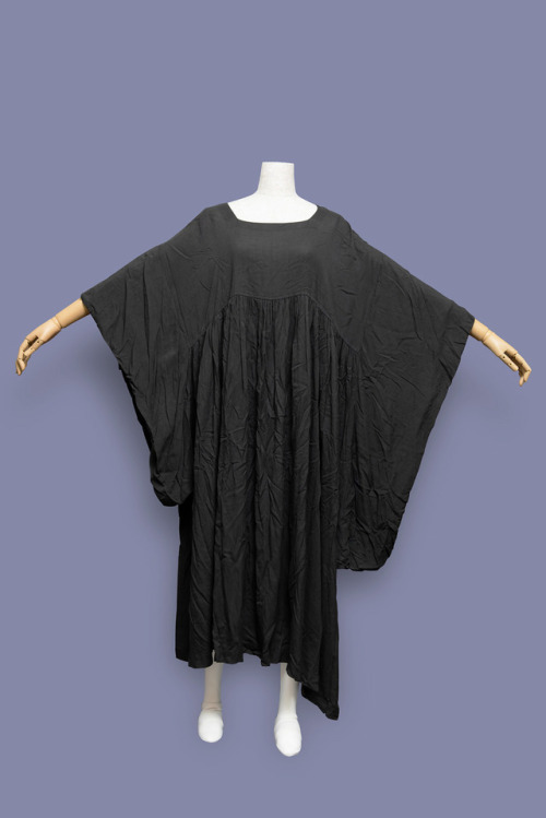 Comme Des Garcons asymmetrical kimono sleeve dress, 1980s.