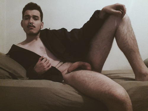 betomartinez:Beto’s Cornerhttp://betomartinez.tumblr.com/
