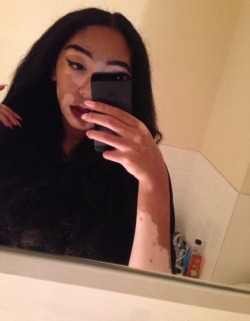 yung-eastafricangirl:  Channelling morticia  looks 🔮 