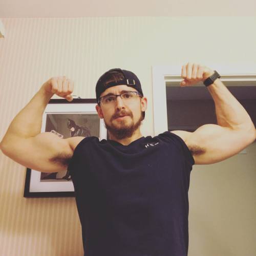 https://64.media.tumblr.com/8a66f3966ed731af2b30b5b013d73415/6ff0b63b0960db0c-6f/s500x750/eda4e6fee1aaa335742edcf5ababea9f1403b2ea.jpg