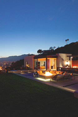 wearevanity:  Revello Residence © 