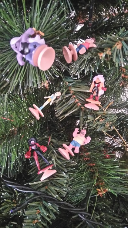 I’d give them some strings, but they’re supposed to do this by themselves.At least they&