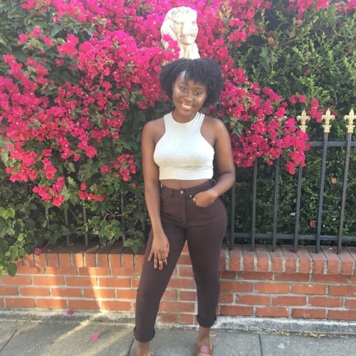 blackoutselfies:  Cameroonian & Congolese gal💛  Ig:afrii_gal