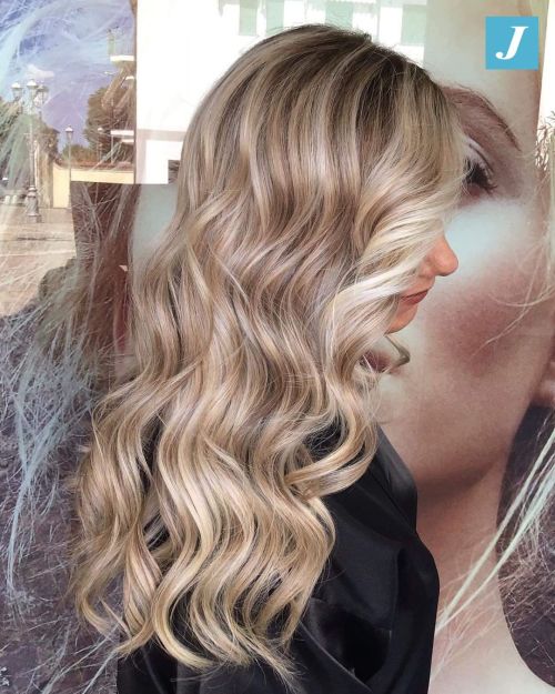 Icy blond addiction: Degradé Joelle.⠀⠀⠀⠀⠀⠀⠀⠀⠀ ⠀⠀⠀⠀⠀⠀⠀⠀⠀⠀ #lovehair #hairstyle #hairlife #hairart #ha