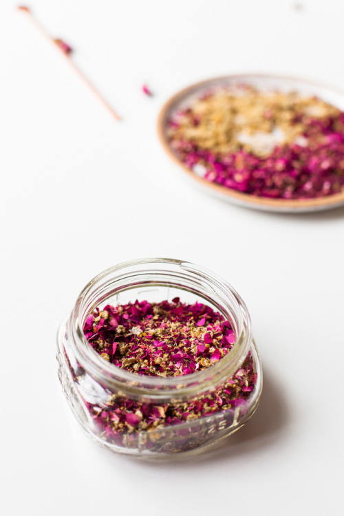  Rose Petal & Walnut Seed Scrub| A Beautiful MessThere’s nothing as easy and luxurious as a sc