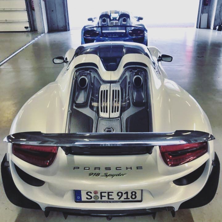 luxurytabs:  LuxuryLifestyle BillionaireLifesyle Millionaire Rich Motivation WORK