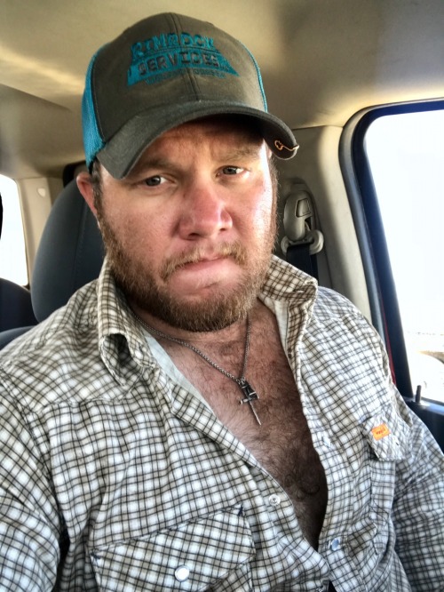 Sex jimbibearfan:  wow - beefy country boy cums pictures