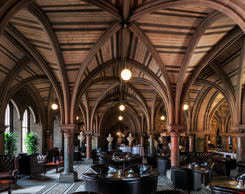 steampunktendencies:  Manchester Town Hall.  - vintagepales2