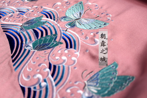 fouryearsofshades:  朝露之城 zhaoluzhicheng.taobao.com/