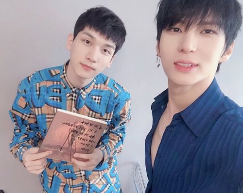 officialrovix:180818 VIXX's Instagram Update | © vixx_stargram