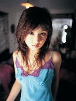 kawaii-kirei-girls-and-women:  可愛い adult photos