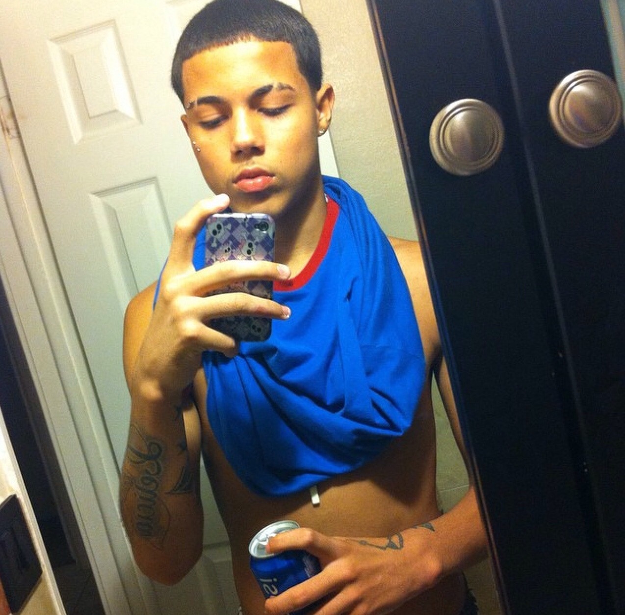 black-dicks-r-us:  FIND GAY BLACK GUYS IN YOUR CITY! Over 500,000 Black Gay Profiles