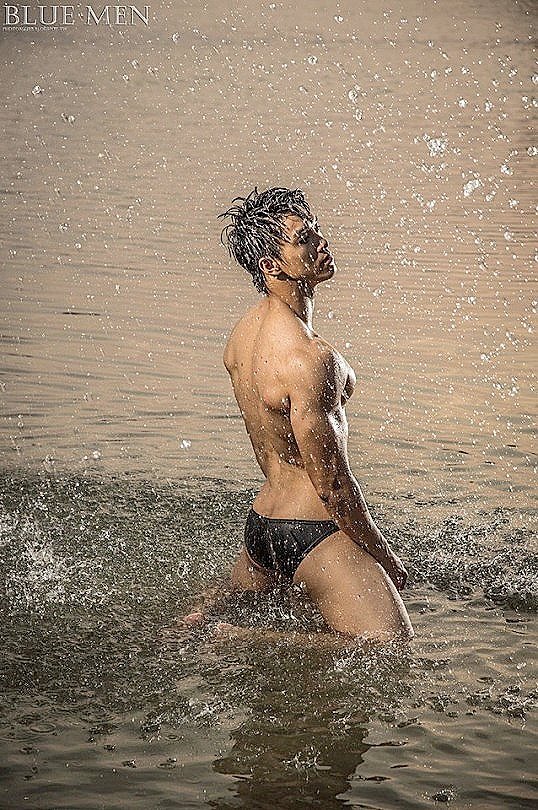 ohthentic:  altimo90:  Follow mehttp://altimo90.tumblr.com/achive  Oh 