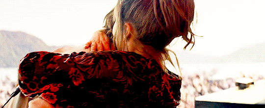 tumblr_pgak4uQVOd1s4cgr2o5_540.gif