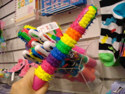 supermegafoxyawesomehotnot:  so i saw this and the first thing i thought of was “WOULDN’T THIS HURT THO” and i was really concerned about how uncomfortable this thing would be until i realized i was at Claire’s it was just a pen 