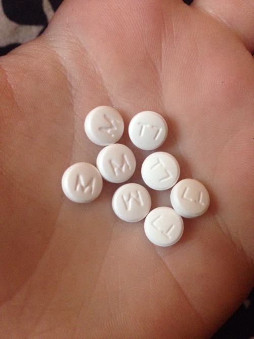 heroinbunny:  tramadol adventures tonight porn pictures