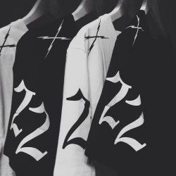 frederikkau:  success-get-them-jealous:  Hiphop, fashion n stuff   follow for daily streetwear ☓ fashion