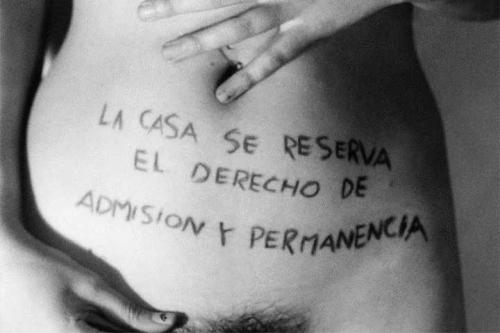 awkadomo:  Yo aborté y soy la empleada doméstica del 5º “A”Yo aborté y soy la funcionaria del Ministerio de SaludYo aborté y soy la maestra que enseña a tus hijas/osYo aborté y soy la promotora barrial que reparte las cajasYo aborté y soy