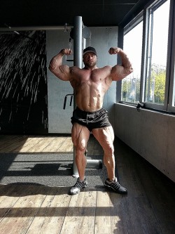 big-strong-tough:  Markus Hoppe