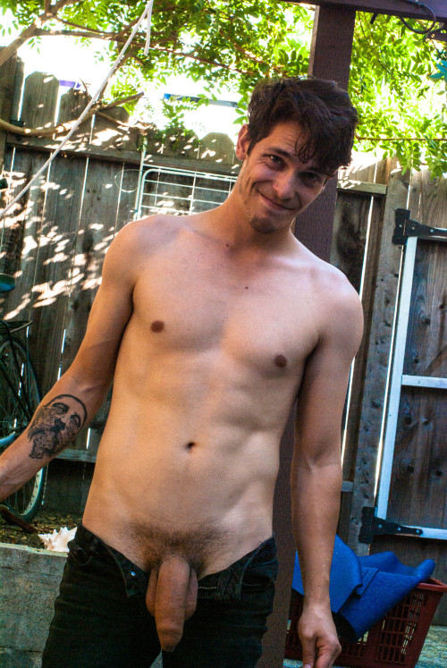 2sthboiz:  i think this dues fuckin smokin WOOF ! to see more of this hotty, click the link http://2sthboiz.tumblr.com/post/96607079669/smoke-n-stroke-hot