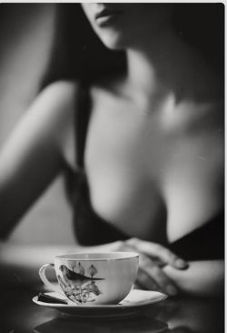 xhania-x:  …buongiorno a tutti :)  