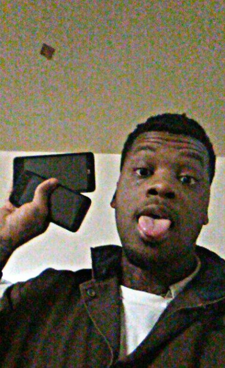 rebelnellz: Reblog if im your favorite rebel.