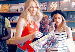 alwaysreinhart:Brittany and Anna in the “Crazy Youngsters” Music Video from Pitch Perfect 2