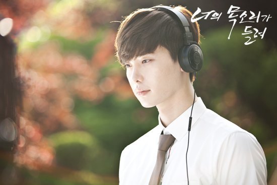 potterelfb2uty:  Lee Jong Suk on “I Can Hear Your Voice”