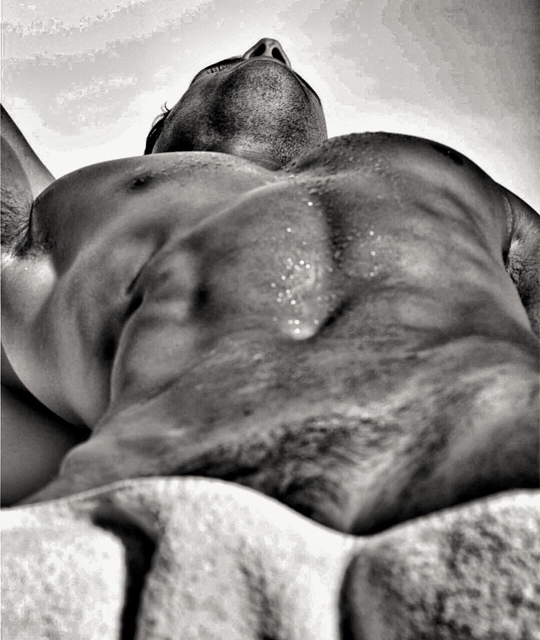 donatello-scultore:  Worshipping Men in Black+White.     Beautifully erotic men rendered