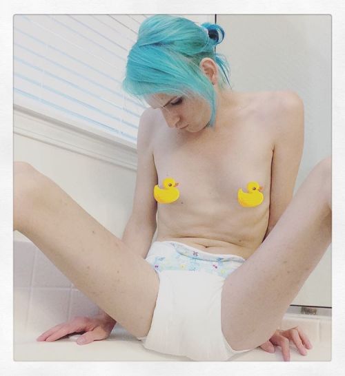 sluttyriver:  Whoa, I think there’s a Pokemon in my diaper, come & catch it, trainer. #ABDL #bdsmbaby #diapergirl #futa #transgender #bambinos