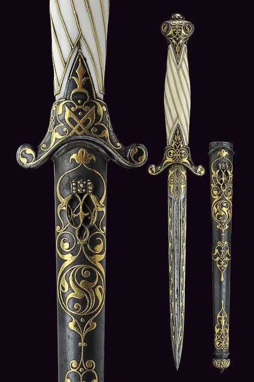 jakeindy:Dagger - Russia 19th century. invaluable