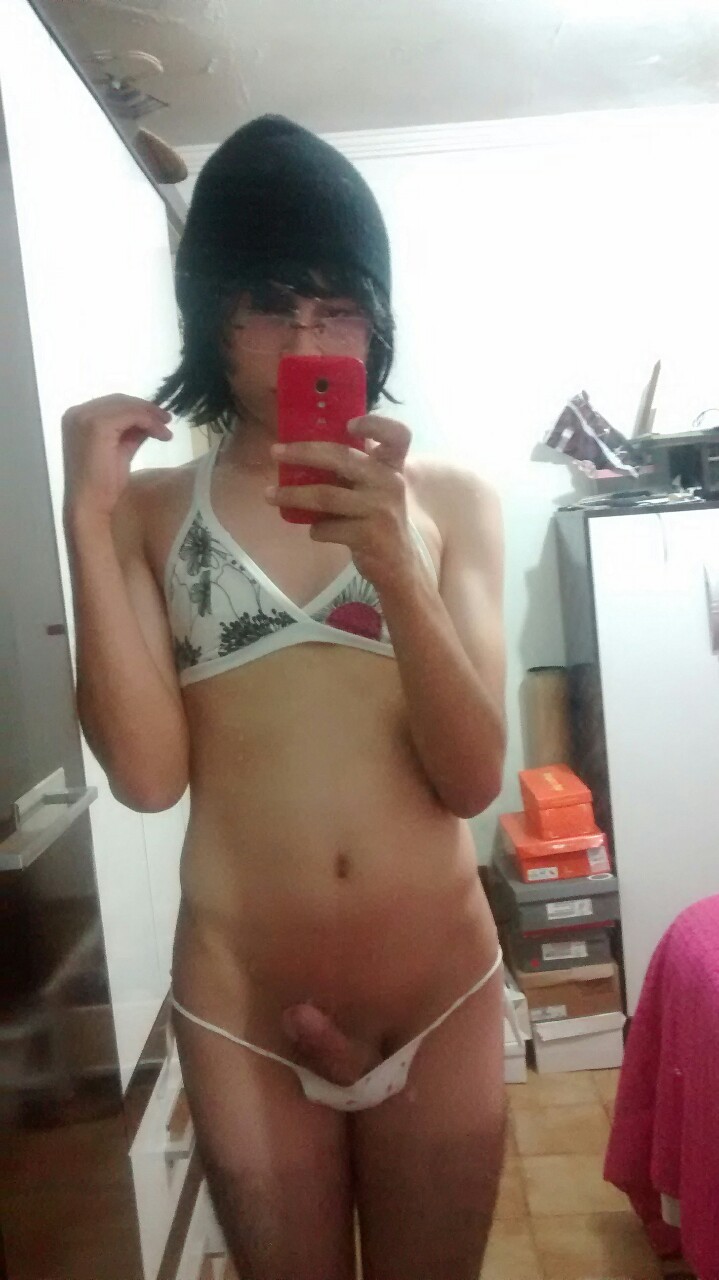 I love shemales, ladyboys, trans & upskrit
