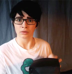 askthejohn-egbert:  askthejohn-egbert:    EB: what do you think’s in the box? 