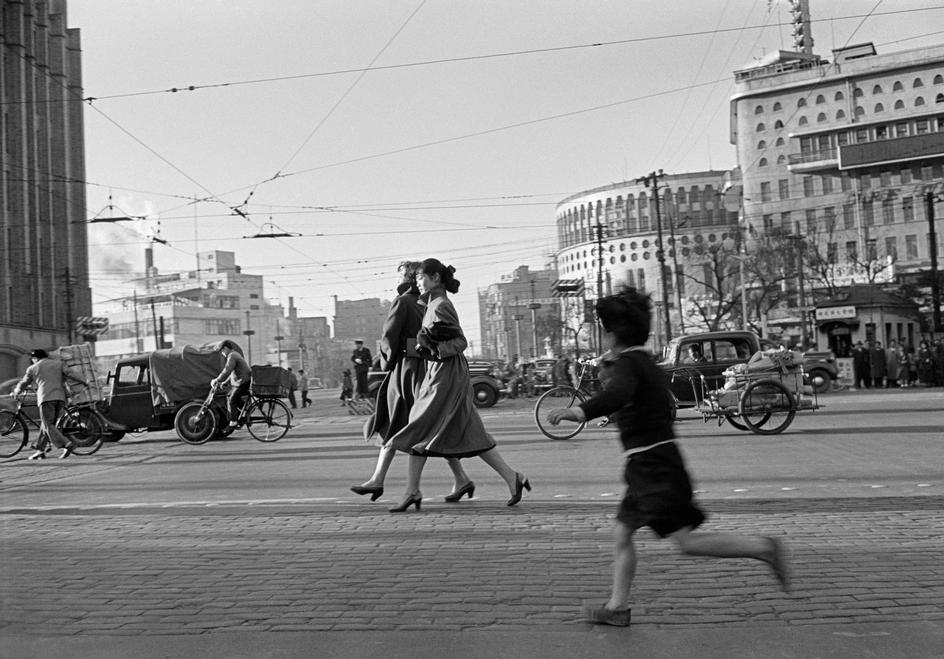 fotojournalismus:  Japan, 1951.Photographs by Werner Bischof