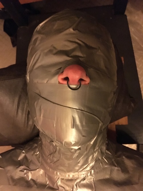 jamesbondagesx:  Intruder mummified and punished.