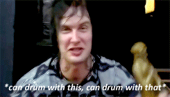 mshadowss:  Things The Rev does. (x) 