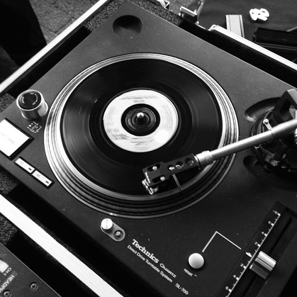 Technics m5. 45`S Vinyl collection enciclodisque. Musicdawn.