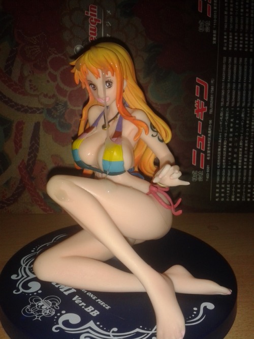 This one is for my new Patreon! Thanks Again! Some more SOF Bikini Love for Nami!  PS: If you want, please support me on Patreon, it will help a lot in getting new figures and updating more and better contents! I will also try to make Giveaways!!!  Suppor
