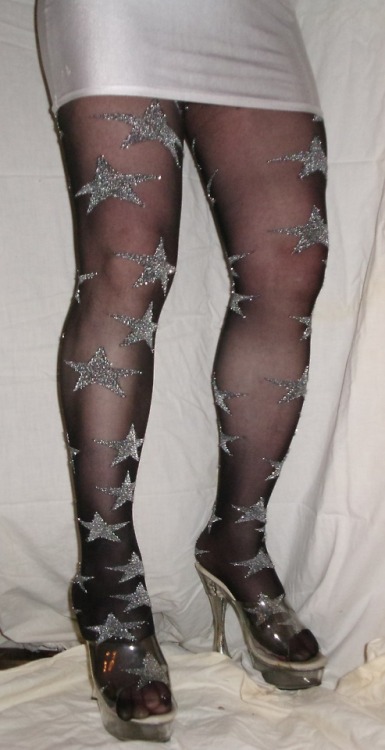 Am wearing my Pretty Polly/ House of Holland tights beautiful silver glitter stars all over. Get the