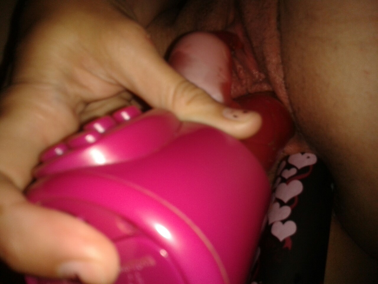 dirtygirlhomealone:  Im ao horny in the morning xx