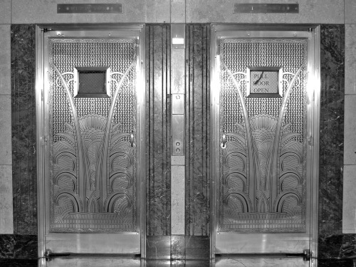 liverodland:Travelling in style: A selection of american Art Deco elevator doors.