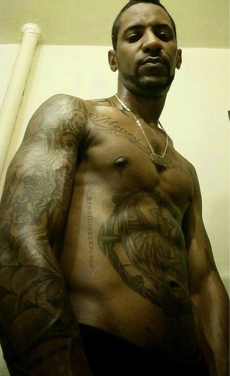 str8dudezxposed:  #FineNiggaFridayHttp://www.Str8DudezXposed.tumblr.com