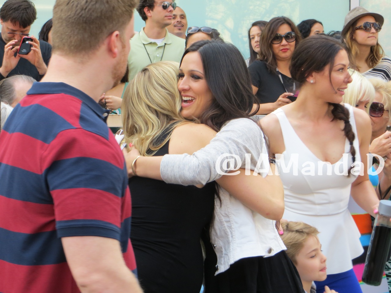 getdown-windowsdown:
“ Angel congratulating Kristin on her pregnancy at the Walk of Fame ceremony. I like Lauren’s peplum top. Angel went straight to Kristin when the rest of the wives and family started coming. I just thought this was a nice pic....