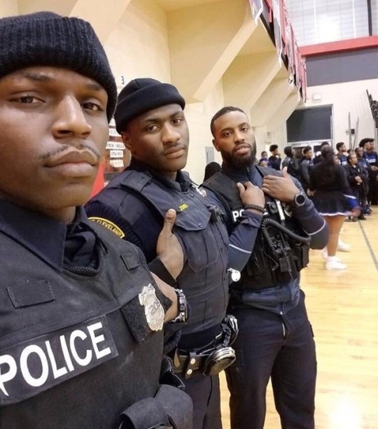 saggerboxxx:  xemsays:  all in a days work…   Fine ass brothas