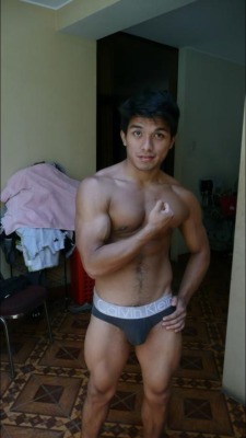 betosgaylatinmenfan:  Beto’s Corner          http://betosgaylatinmenfan.tumblr.com/