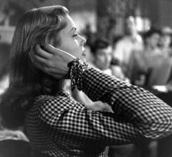 voxsart:  1944. Lauren Bacall. 