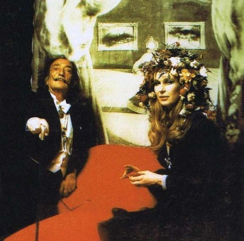 free-parking:  Surrealist Ball at Château de Ferrières, hosted by Marie-Hél