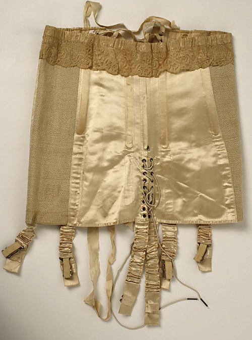 omgthatdress:  Girdle 1925 The Metropolitan Museum of Art 