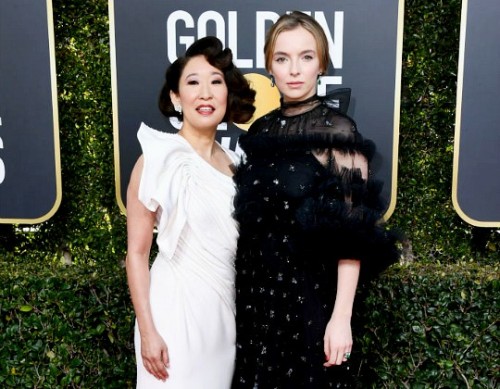 missdontcare-x: Sandra Oh and Jodie Comer attend the 76th Annual Golden Globe Awards at The Beverly 